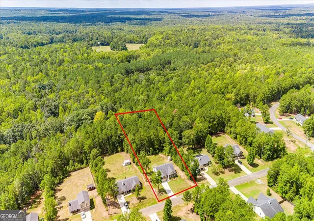 Photo 3 of Single family home for sale at 1746 Sara Hunter Ln NW, Milledgeville, GA 31061 | MLS# 10841487 | Listing updated on 2026-09-07