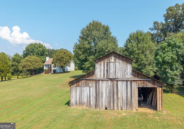 Photo 3 of Single family home for sale at 437 Goat Rd Nw, Resaca, GA 30735 | MLS# 10840962 | Listing updated on 2026-09-19
