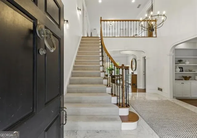 Photo 2 of Single family home for sale at 4223 Wieuca Overlook Ne, Atlanta, GA 30342 | MLS# 10837013 | Listing updated on 2026-09-15