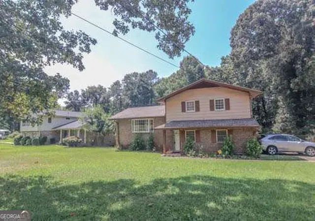 Photo 2 of Single family home for sale at 434 Mountain Park Trl, Stone Mountain, GA 30087 | MLS# 10837861 | Listing updated on 2026-09-28