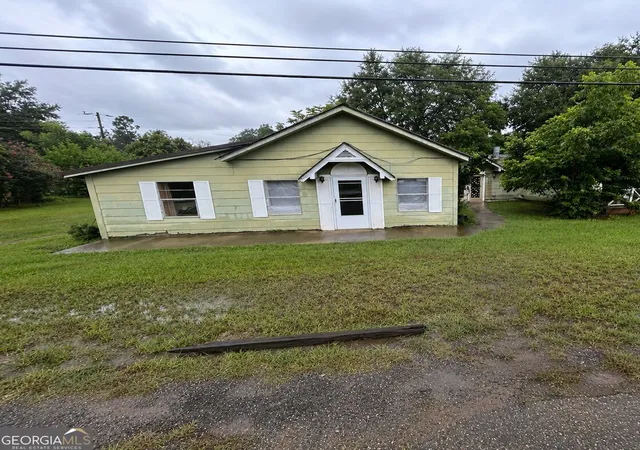 Photo 1 of Single family home for sale at 990 S Main St, Blakely, GA 39823 | MLS# 10846240 | Listing updated on 2026-09-20