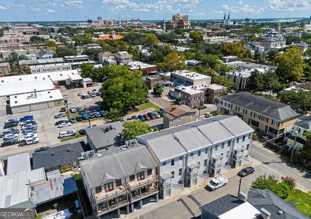 Photo 34 of Condo for sale at 302 Lorch St #204, Savannah, GA 31401 | MLS# 10848199 | Listing updated on 2026-10-23