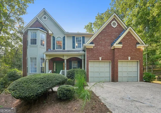 Photo 1 of Single family home for sale at 195 Sable Pointe Dr, Milton, GA 30004 | MLS# 10852157 | Listing updated on 2026-09-24