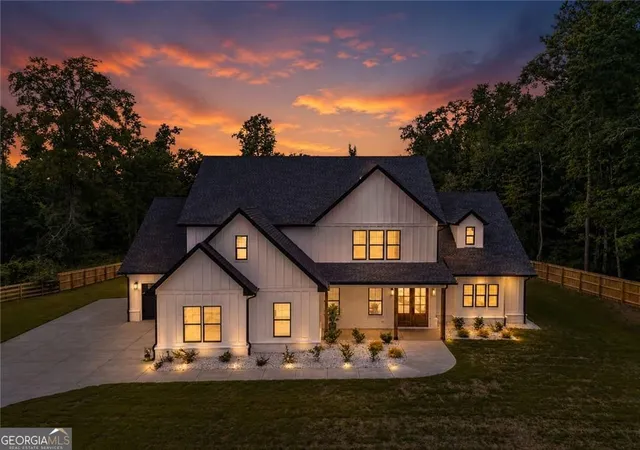 Single family home for sale at 127 Tanners Brg Rd, Bethlehem, GA 30620 | MLS# 10841235