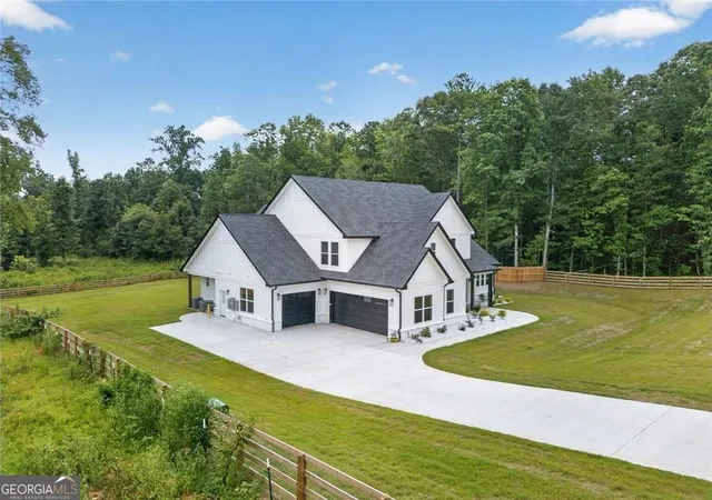 Photo 4 of Single family home for sale at 127 Tanners Brg Rd, Bethlehem, GA 30620 | MLS# 10841235 | Listing updated on 2026-09-12