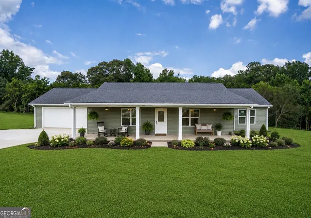 Photo 2 of Single family home for sale at 5691 Julian Baugh Rd, Lula, GA 30554 | MLS# 10813198 | Listing updated on 2026-09-16