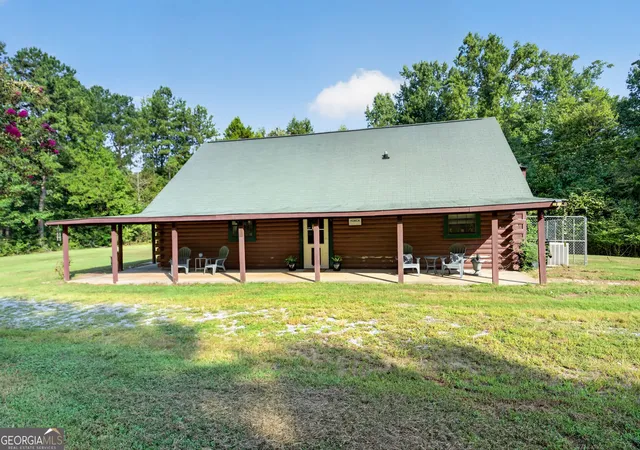 Photo 2 of Single family home for sale at 185 Spout Springs Rd Sw, Rome, GA 30161 | MLS# 10838235 | Listing updated on 2026-10-08