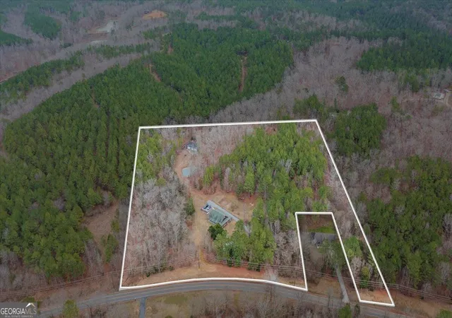 Photo 3 of Single family home for sale at 185 Spout Springs Rd Sw, Rome, GA 30161 | MLS# 10838235 | Listing updated on 2026-10-08