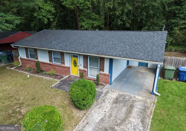 Photo 3 of Single family home for sale at 371 Santa Lucia Ter NW, Atlanta, GA 30318 | MLS# 10838881 | Listing updated on 2026-10-30