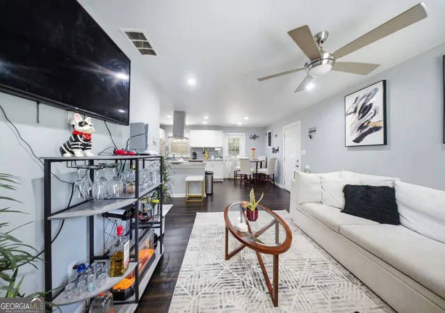 Photo 4 of Single family home for sale at 371 Santa Lucia Ter NW, Atlanta, GA 30318 | MLS# 10838881 | Listing updated on 2026-10-30