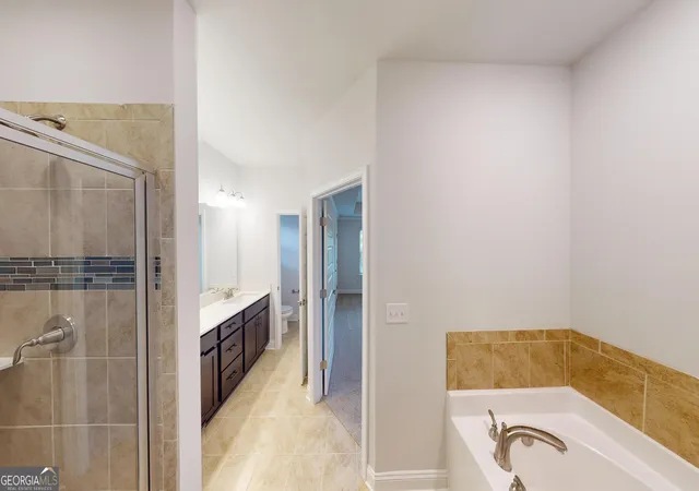 Photo 4 of Single family home for sale at 367 Eagle Ridge Dr #11, Macon, GA 31216 | MLS# 10880318 | Listing updated on 2026-10-28