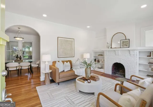 Photo 3 of Sale Pending at 267 Cambridge Ave, Decatur, GA 30030 | MLS# 10843460 | Listing updated on 2026-09-21