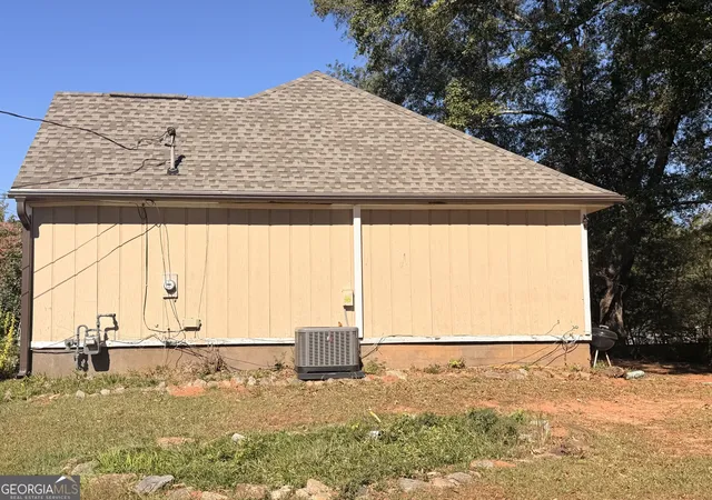 Photo 1 of Single family home for sale at 140 Fireside Way, Fairburn, GA 30213 | MLS# 10870357 | Listing updated on 2026-10-30