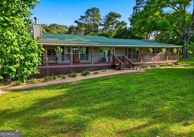 Photo 2 of Single family home for sale at 10797 W Hwy 53w, Talking Rock, GA 30175 | MLS# 10784158 | Listing updated on 2026-09-13