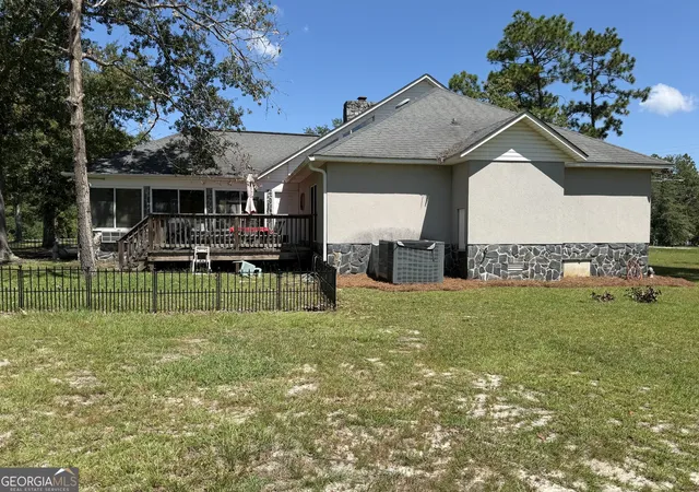Photo 2 of Sale Pending at 1701 Adams St, Vidalia, GA 30474 | MLS# 10839725 | Listing updated on 2026-09-08