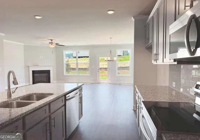 Photo 4 of Townhouse for sale at 4003 Streamlet Way #159, Gainesville, GA 30506 | MLS# 10837324 | Listing updated on 2026-09-15