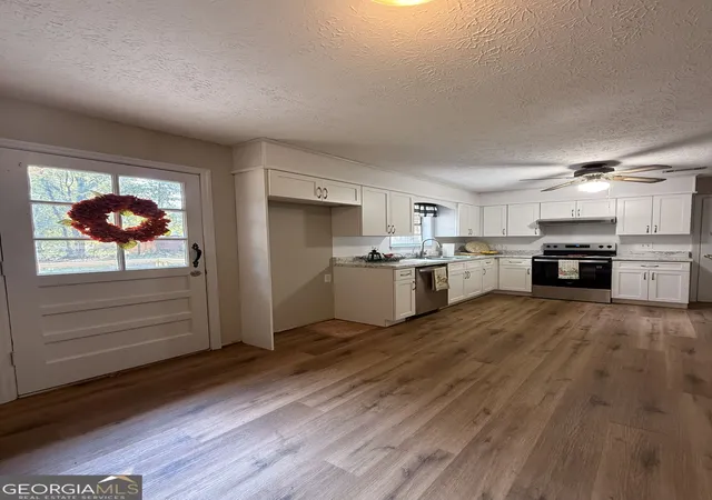 Photo 4 of Single family home for sale at 226 2nd Street, Bowdon, GA 30108 | MLS# 10816386 | Listing updated on 2026-09-23