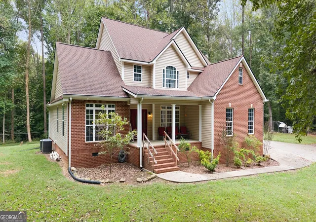 Photo 4 of Single family home for sale at 122 Bigham Rd, Trion, GA 30753 | MLS# 10853675 | Listing updated on 2026-10-09