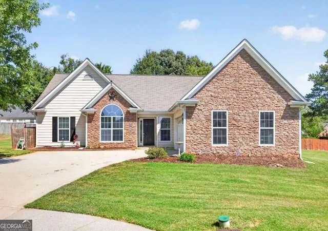 Photo 1 of Single family home for sale at 3526 Wimberly Cvs Tr, Dacula, GA 30019 | MLS# 10844321 | Listing updated on 2026-09-19