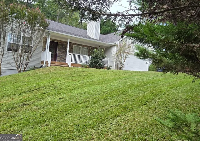 Photo 3 of Sale Pending at 1350 Double Springs Rd, Demorest, GA 30535 | MLS# 10852331 | Listing updated on 2026-10-01