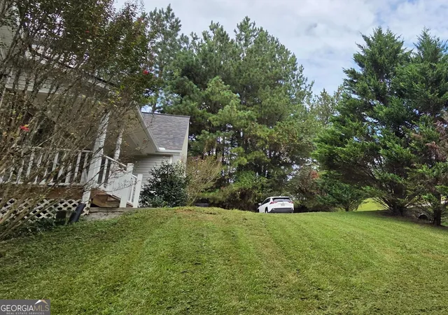 Photo 3 of Sale Pending at 1350 Double Springs Rd, Demorest, GA 30535 | MLS# 10852331 | Listing updated on 2026-10-01