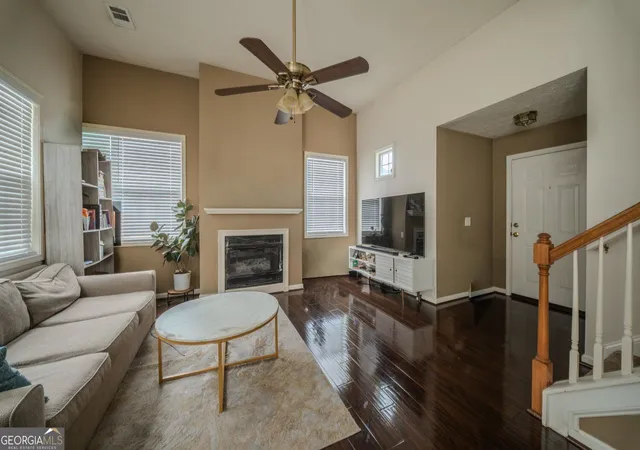 Photo 2 of Single family home for sale at 213 Manley Ct, Woodstock, GA 30188 | MLS# 10852073 | Listing updated on 2026-10-08