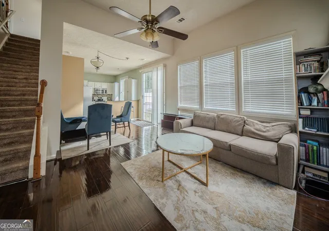 Photo 3 of Single family home for sale at 213 Manley Ct, Woodstock, GA 30188 | MLS# 10852073 | Listing updated on 2026-10-08