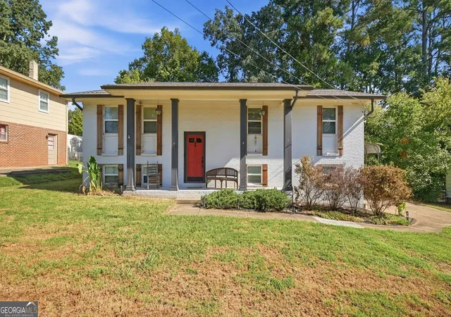 Photo 1 of Sale Pending at 40 Ruth Ln, Ringgold, GA 30736 | MLS# 10847917 | Listing updated on 2026-10-28