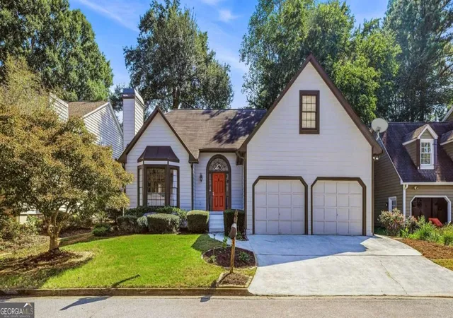 Photo 1 of Single family home for sale at 1095 Dunbarton Tr Ne, Atlanta, GA 30319 | MLS# 10849132 | Listing updated on 2026-10-04