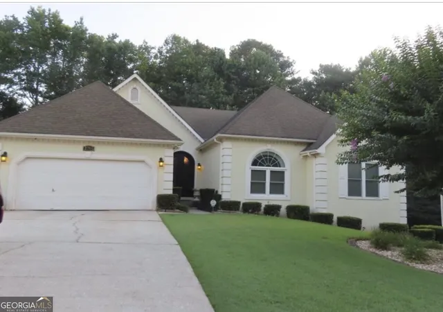 Photo 1 of Single family home for sale at 2785 Autumn Lake Ln, Decatur, GA 30034 | MLS# 10832939 | Listing updated on 2026-10-27