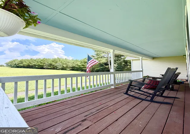 Photo 4 of Single family home for sale at 971 Bo Bo Banks Rd, Grantville, GA 30220 | MLS# 10835556 | Listing updated on 2026-09-28