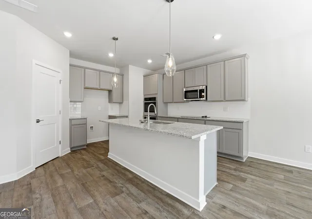 Photo 4 of Single family home for sale at 503 Headwater Ct, Lagrange, GA 30241 | MLS# 10843925 | Listing updated on 2026-09-19