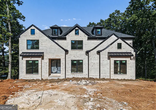 Photo 1 of Mansion for sale at 1728 Plunketts Rd, Buford, GA 30519 | MLS# 10846024 | Listing updated on 2026-09-21