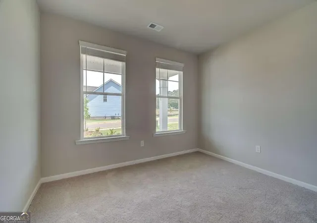 Photo 4 of Single family home for sale at 301 Arnewood Cir, Mcdonough, GA 30253 | MLS# 10838367 | Listing updated on 2026-09-17