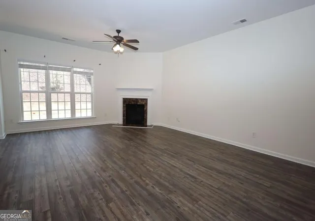 Photo 4 of Single family home for sale at 2610 Cottage View Way, Cumming, GA 30040 | MLS# 10839857 | Listing updated on 2026-09-10