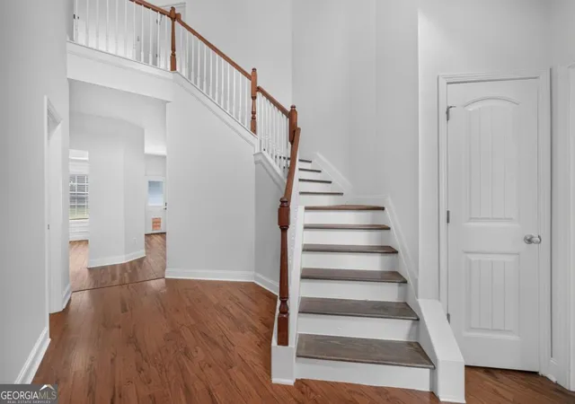Photo 4 of Single family home for sale at 6280 Cove Creek Dr, Flowery Branch, GA 30542 | MLS# 10822606 | Listing updated on 2026-09-23