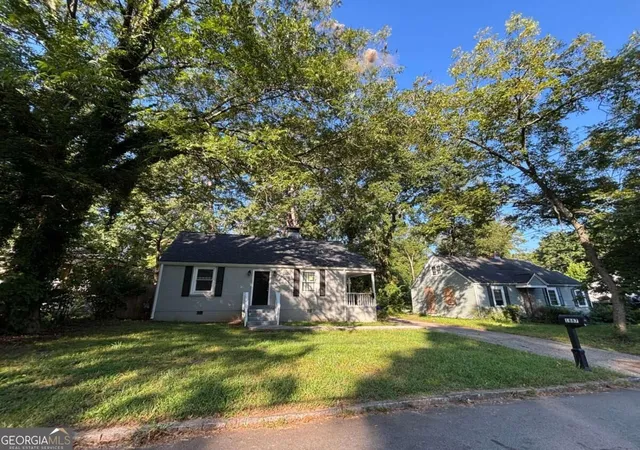 Single family home for sale at 1887 Cannon St, Decatur, GA 30032 | MLS# 10844779