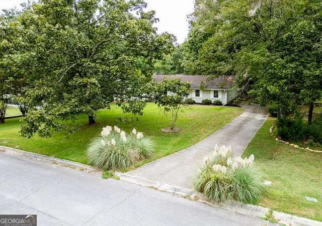 Photo 2 of Townhouse for sale at 2460 Rolling Acres Dr Sw, Conyers, GA 30094 | MLS# 10853418 | Listing updated on 2026-09-25