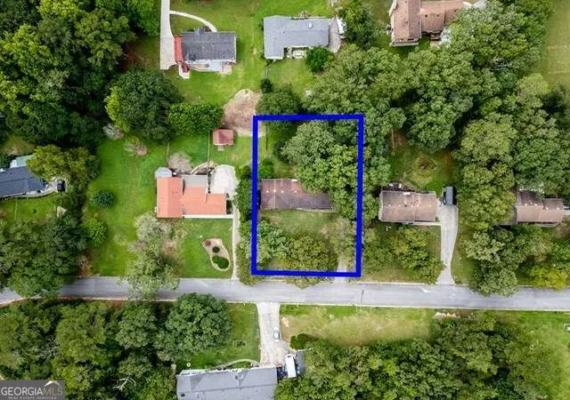 Photo 3 of Townhouse for sale at 2460 Rolling Acres Dr Sw, Conyers, GA 30094 | MLS# 10853418 | Listing updated on 2026-09-25