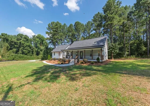 Photo 2 of Single family home for sale at 1344 Puckett Rd, Waleska, GA 30183 | MLS# 10841080 | Listing updated on 2026-09-20