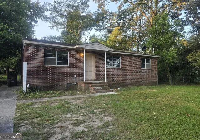 Photo 1 of Single family home for sale at 141 Little John Ln, Warner Robins, GA 31088 | MLS# 10848996 | Listing updated on 2026-09-18