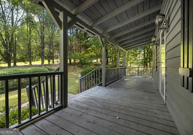 Photo 3 of Single family home for sale at 229 Holly Crk Way, Woodstock, GA 30188 | MLS# 10844626 | Listing updated on 2026-09-11