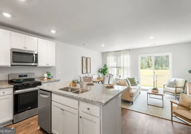 Photo 4 of Townhouse for sale at 269 Pasture Ln, Statesboro, GA 30461 | MLS# 10852219 | Listing updated on 2026-10-08