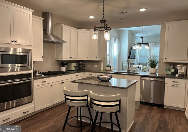 Photo 3 of Single family home for sale at 120 Mulberry Ct, Peachtree City, GA 30269 | MLS# 10880810 | Listing updated on 2026-10-29