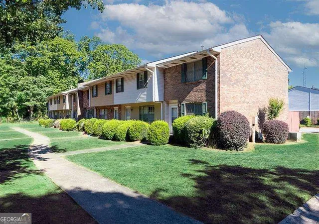 Condo for sale at 501 Carlton Rd #2E, Palmetto, GA 30268 | MLS# 10845913