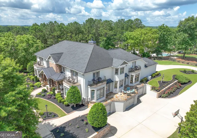 Photo 3 of Single family home for sale at 30 Dorset Ct, Sharpsburg, GA 30277 | MLS# 10875947 | Listing updated on 2026-10-28