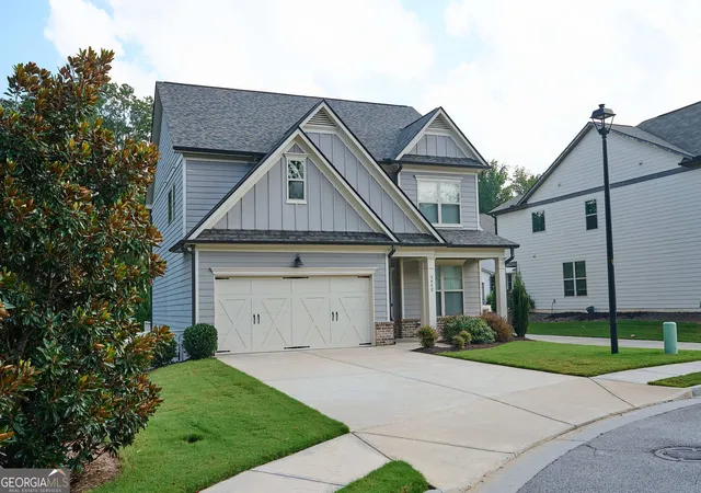Photo 2 of Single family home for sale at 5440 Falling Branch Ct, Flowery Branch, GA 30542 | MLS# 10845165 | Listing updated on 2026-09-28