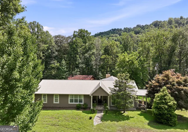 Photo 3 of Single family home for sale at 7925 State Hwy 60, Suches, GA 30572 | MLS# 10843320 | Listing updated on 2026-09-10