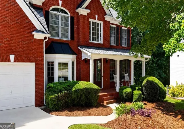 Photo 3 of Single family home for sale at 192 Mistybrook Cir, Stone Mountain, GA 30087 | MLS# 10842013 | Listing updated on 2026-10-06