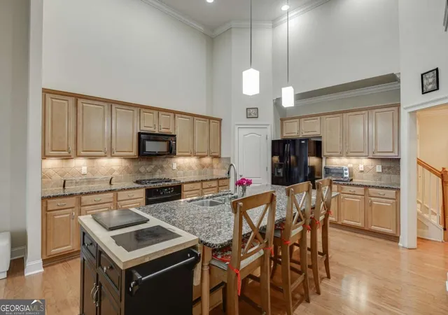 Photo 2 of Single family home for sale at 1560 Woodall Tr, Alpharetta, GA 30004 | MLS# 10853021 | Listing updated on 2026-09-25